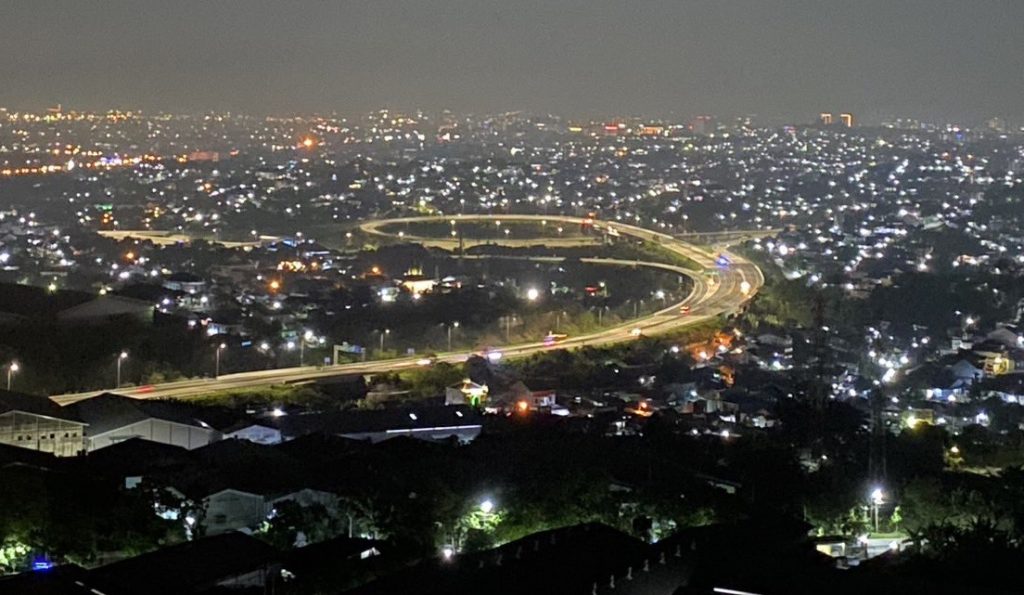 tempat nongkrong di semarang malam hari
